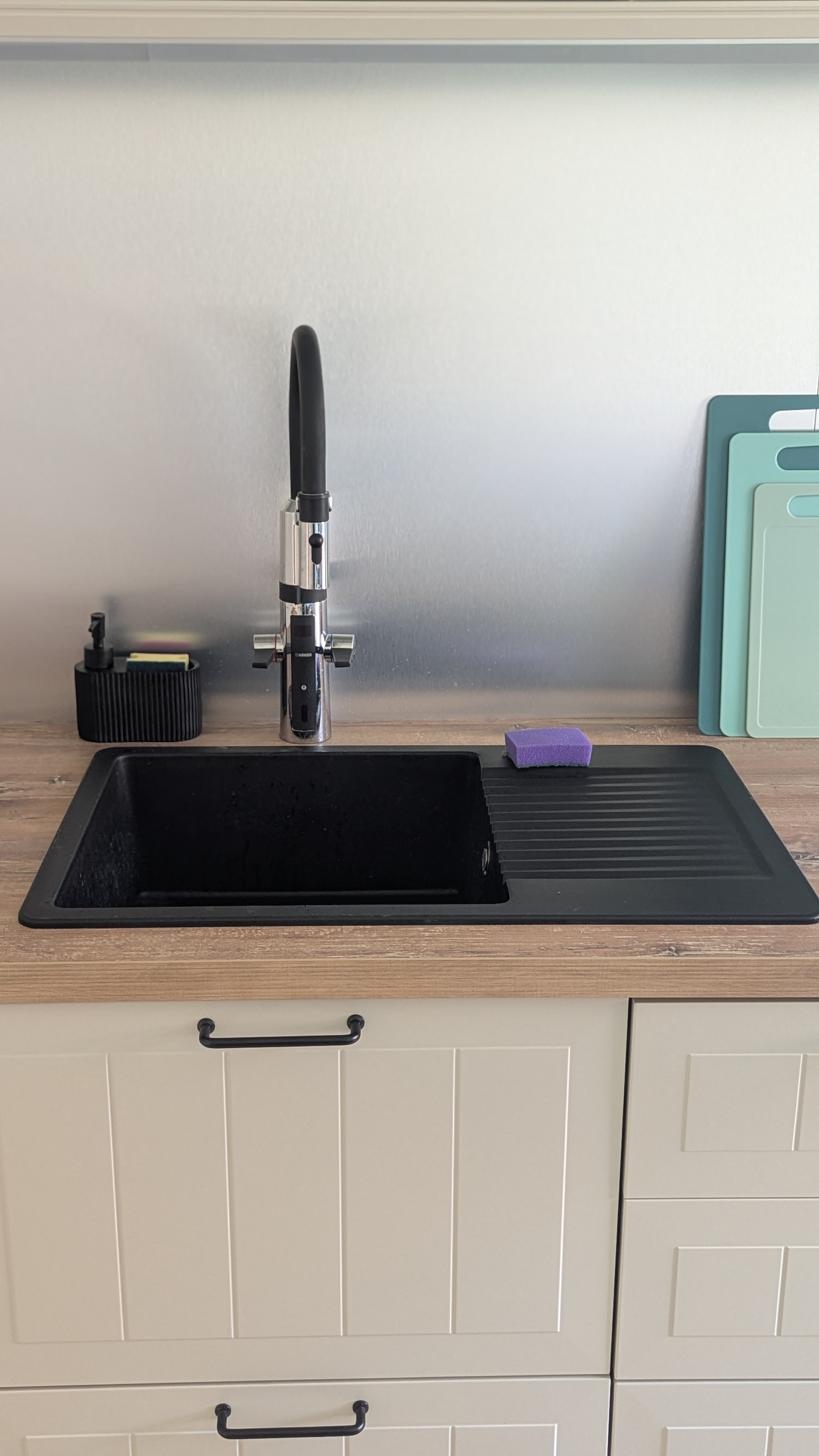 Automatischer Wasserhahn in unserer Küche in der Ferienwohnung